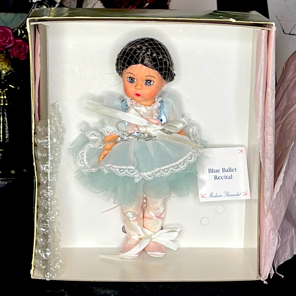 NWT Madame Alexander Blue Ballet Recital Doll